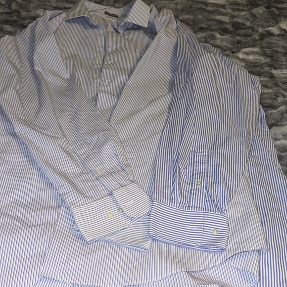 2 Van Heusen Flex Collar Tall 19 dress shirts blue & white - Picture 7 of 7